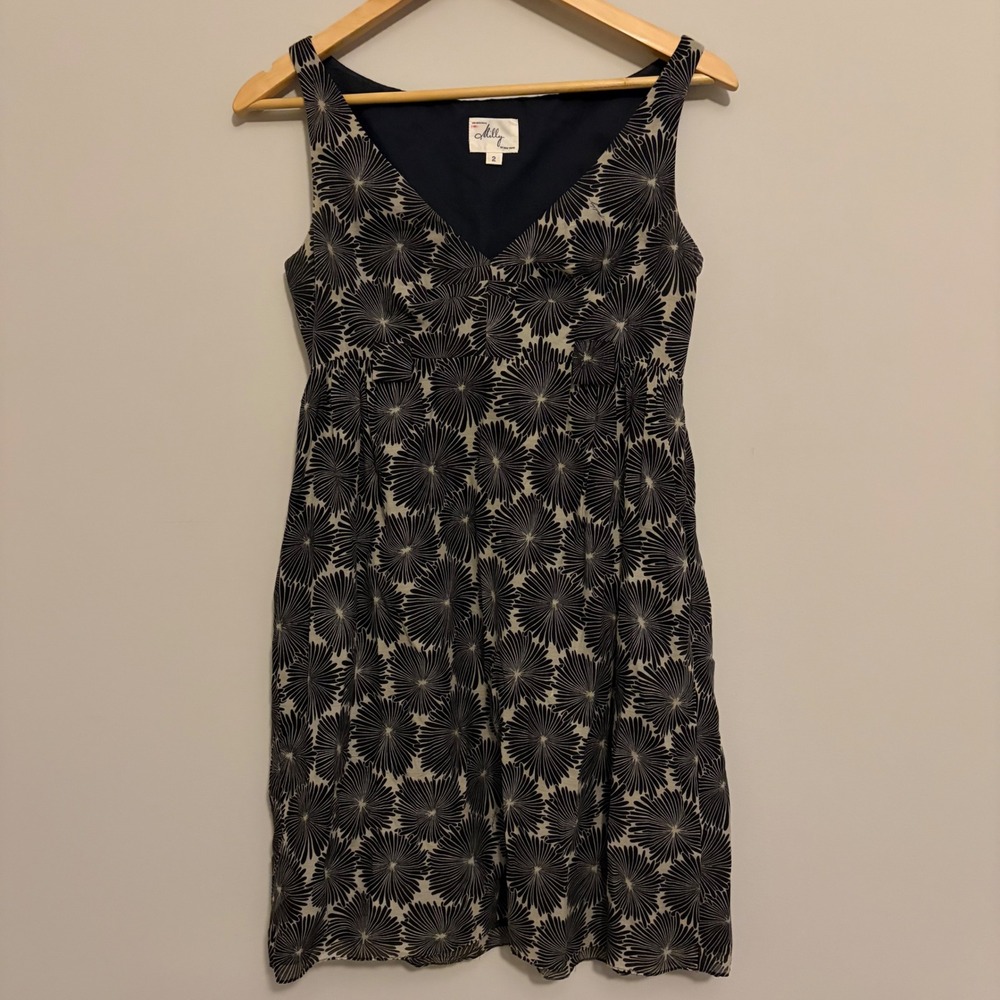 Milly of New York Navy Floral Silk Blend V-Neck Empire Waist Shift Dress Size 2
